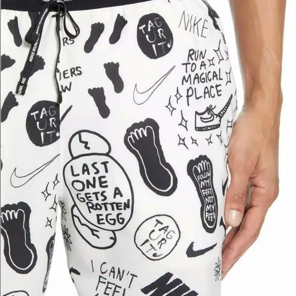 NIKE Flex Stride Nathan Bell Running Short Sail 🔥 - Picture 3 of 3